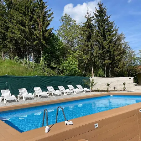 Vila S Bazenom Deluxe - Gti Zagreb Exterior photo