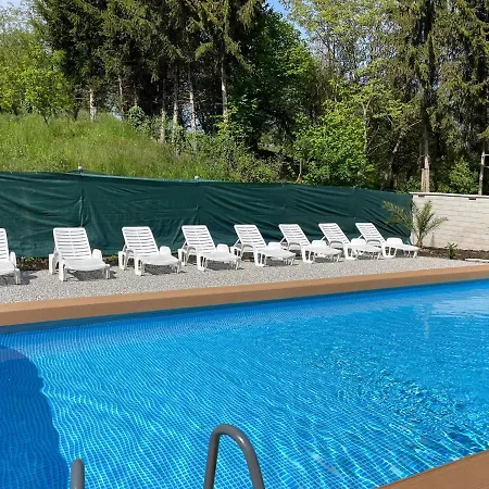 Vila S Bazenom Deluxe - Gti Zagreb Exterior photo