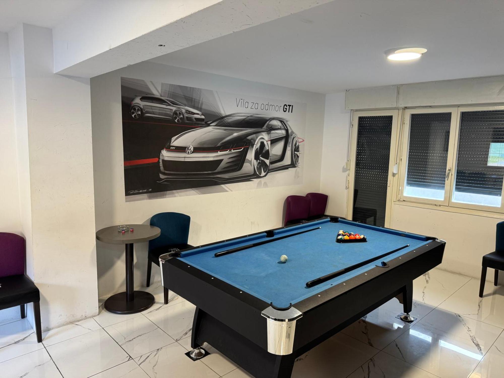 S Bazenom Deluxe - Gti Villa